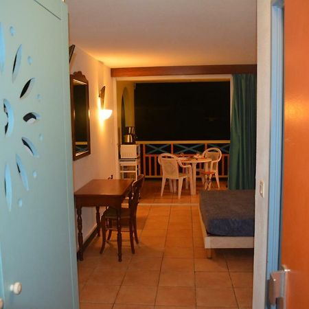 Appartement Mathena Caritan Buitenkant foto